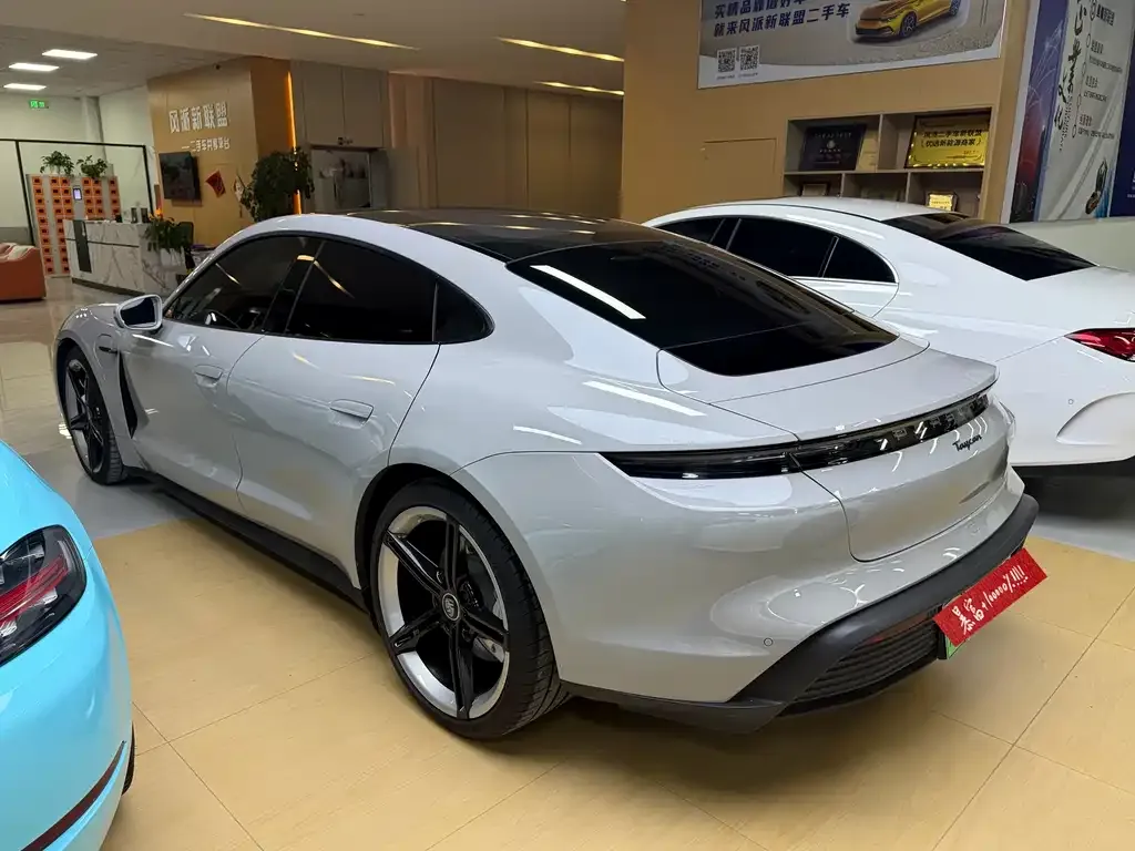 Porsche Taycan 2024 из CN, фото 9