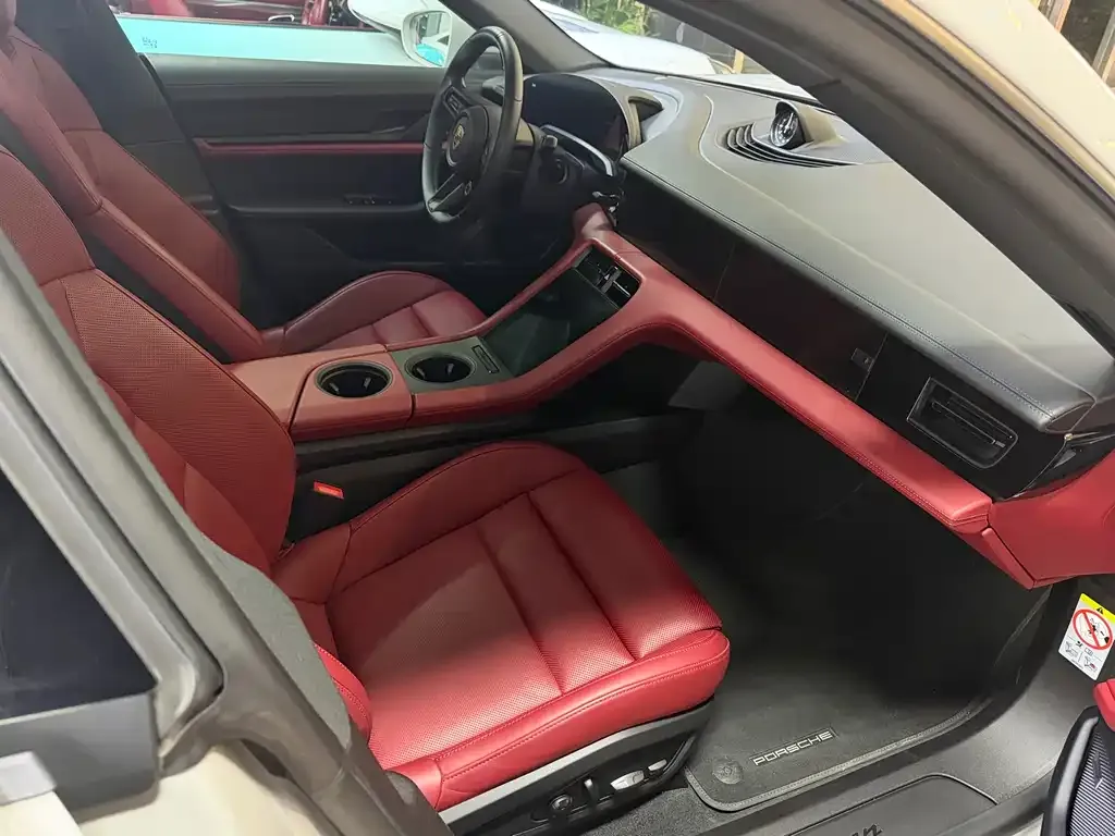 Porsche Taycan 2024 из CN, фото 4
