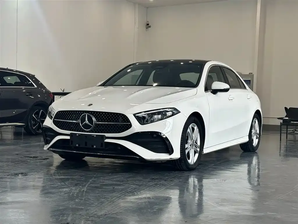 Mercedes-Benz A-Class — фото 1