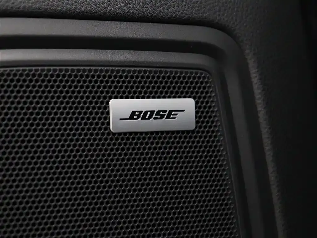 Porsche Macan — фото 7