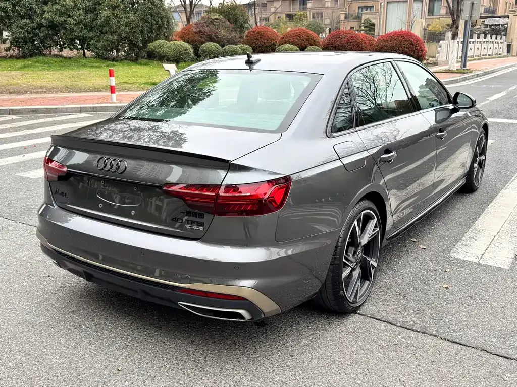 Audi A4L 2024 из CN, фото 5