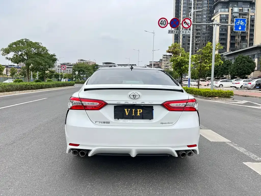 Toyota Camry 2022 из CN, фото 7