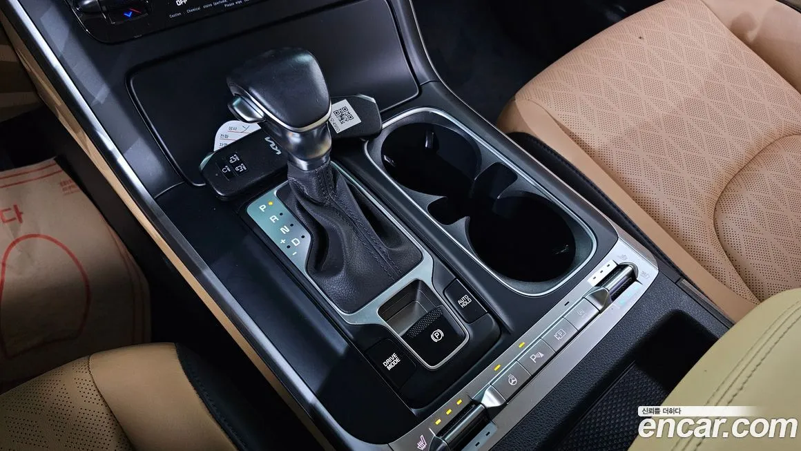 Kia Carnival — фото 10