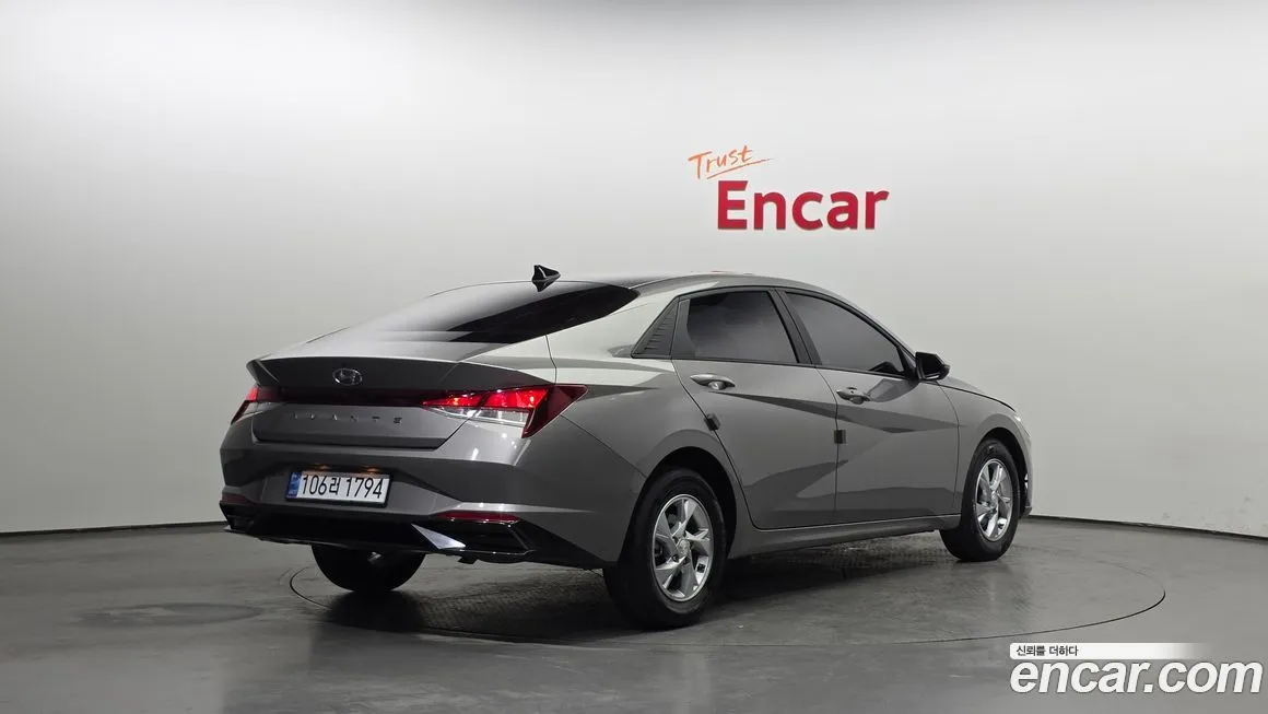 Hyundai AVANTE — фото 2