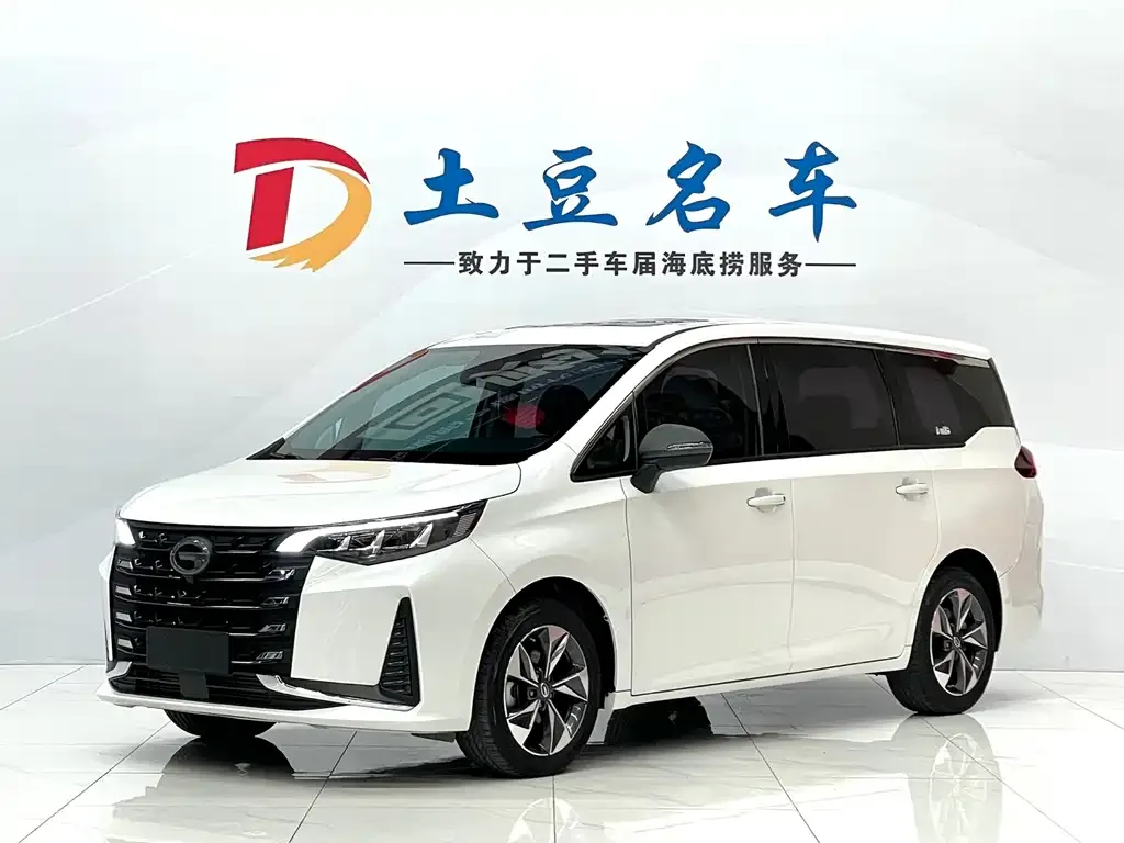 GAC Motor Trumpchi M6 — фото 1