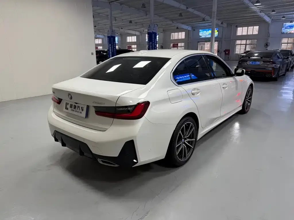 BMW 3 Series 2025 из CN, фото 6