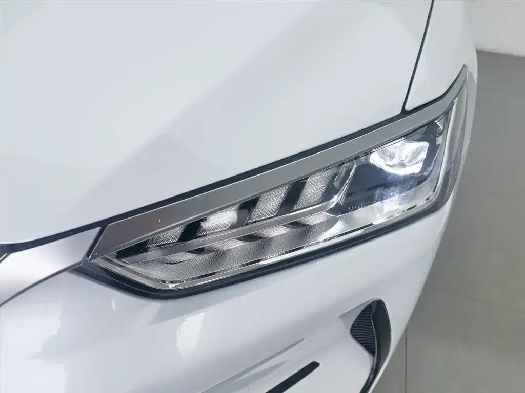 BYD Qin PLUS — фото 6
