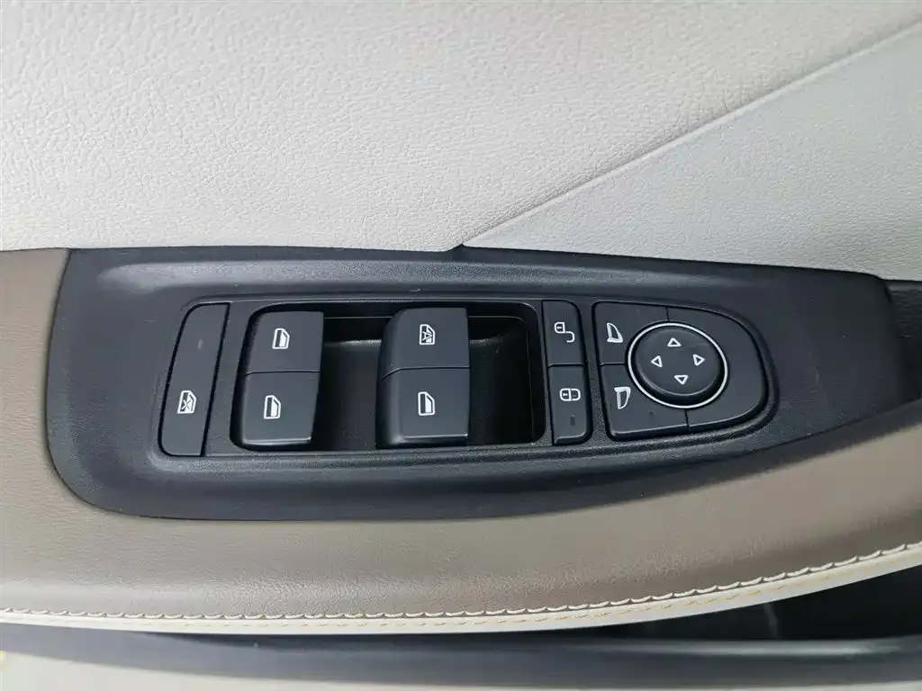 BYD Qin PLUS — фото 10