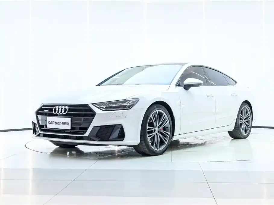 Audi A7 — фото 1