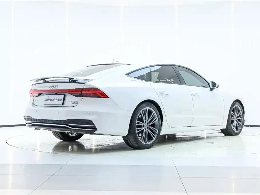 Audi A7 — фото 4