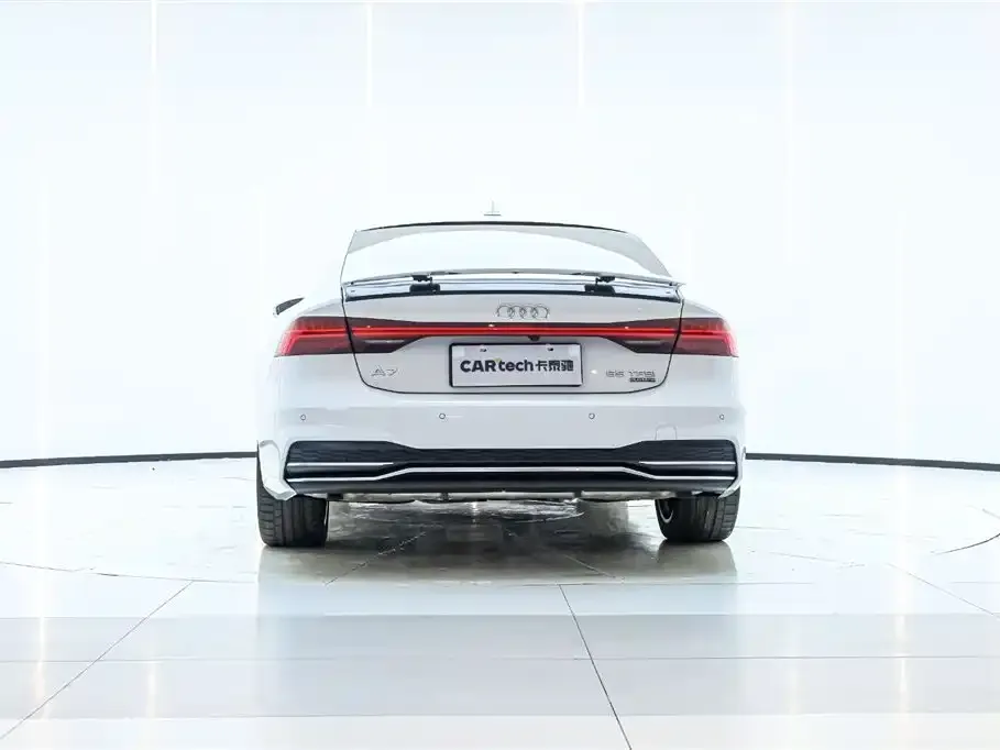 Audi A7 — фото 6