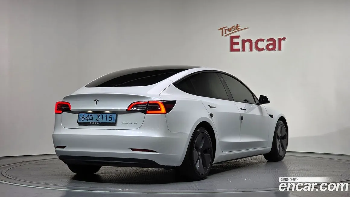 Tesla Model 3 2022 из KR, фото 3