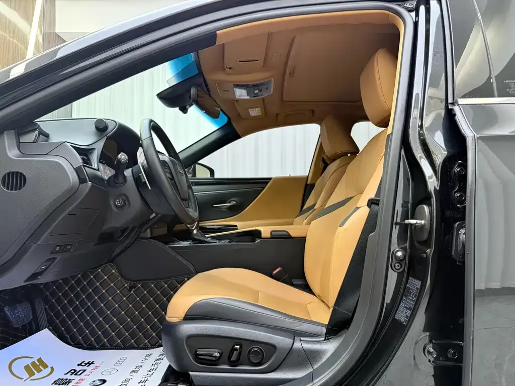 Lexus ES 2023 из CN, фото 4