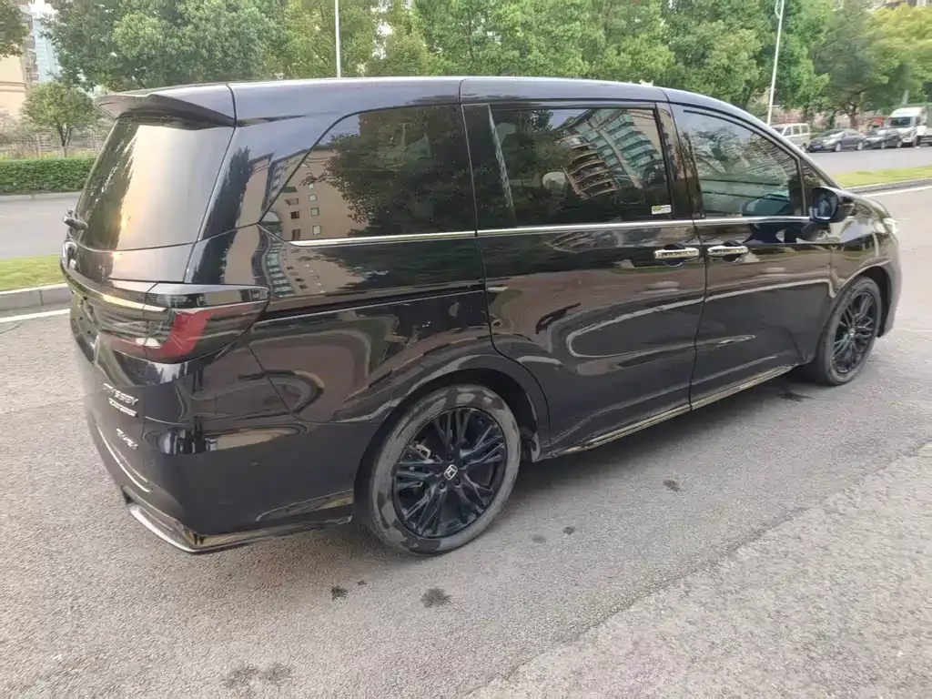 Honda Odyssey 2024 из CN, фото 7