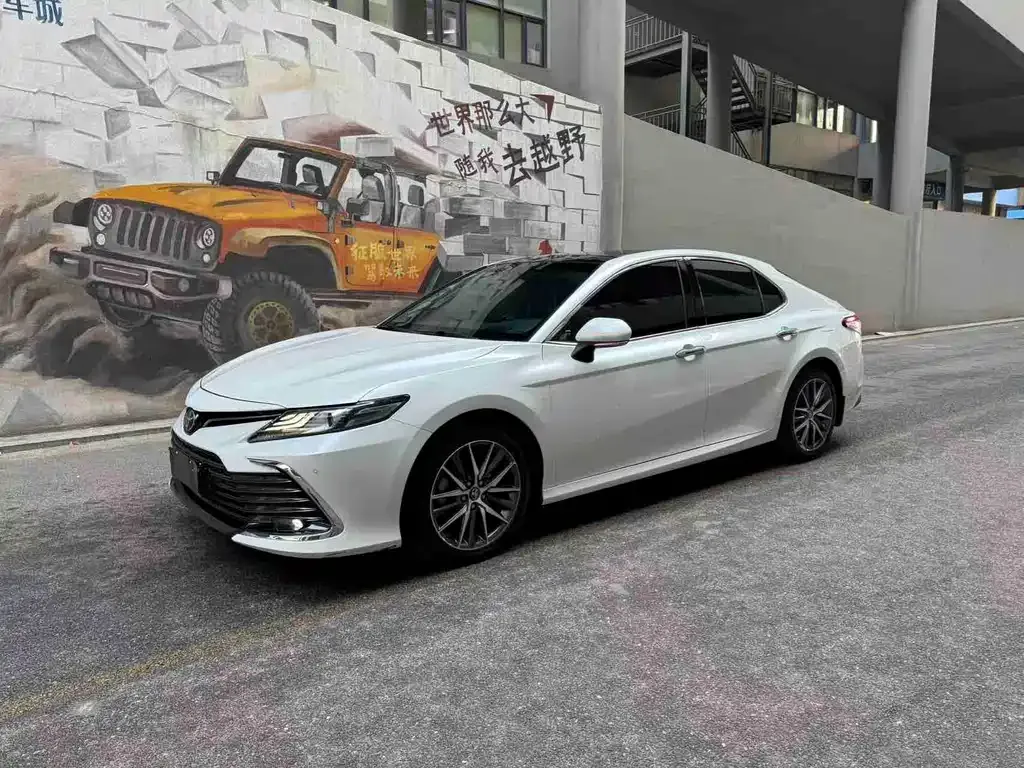 Toyota Camry 2022 из CN, фото 1