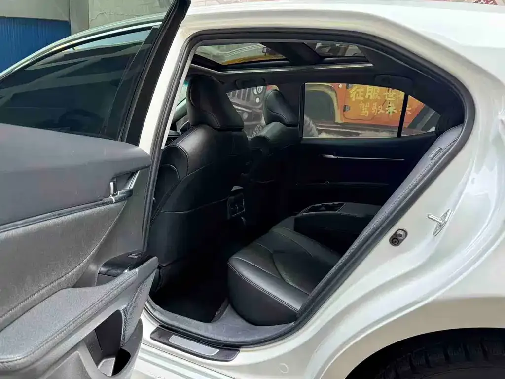 Toyota Camry 2022 из CN, фото 6