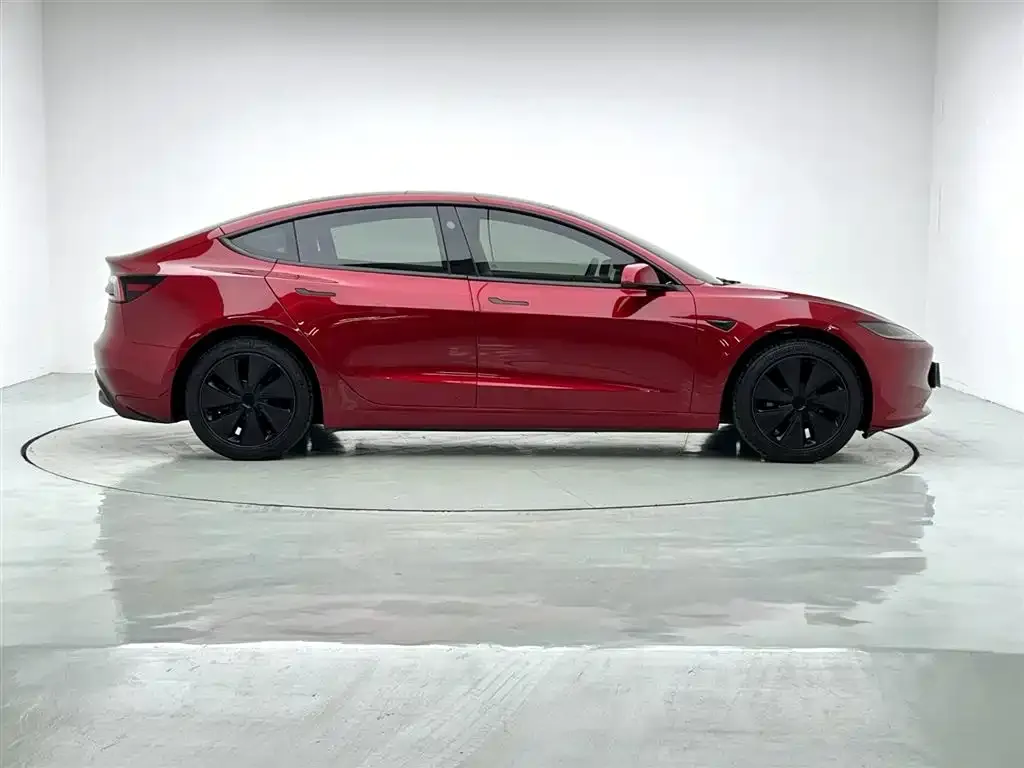 Tesla Model 3 2025 из CN, фото 6
