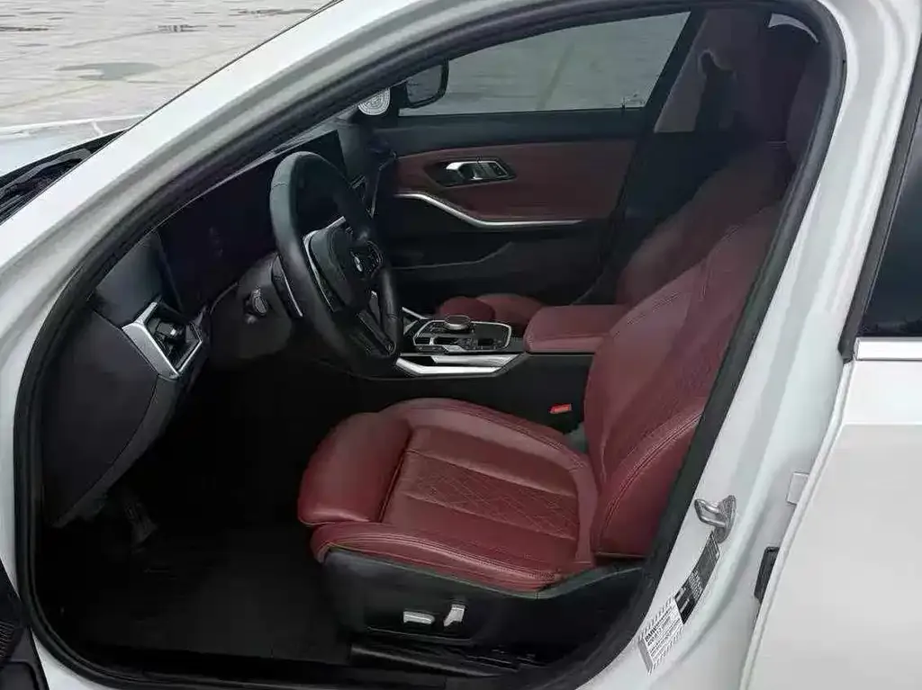 BMW 3 Series 2023 из CN, фото 8