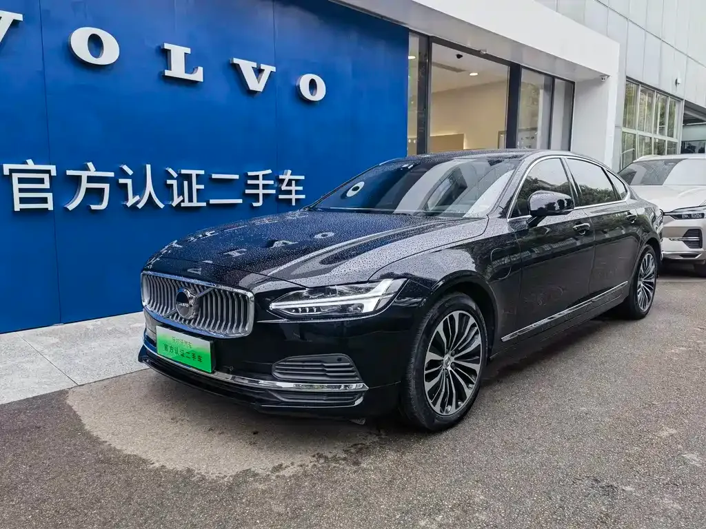Volvo S90 PHEV — фото 1