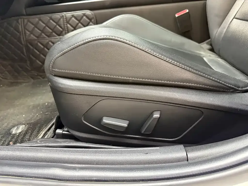 Hyundai Elantra 2022 из CN, фото 6