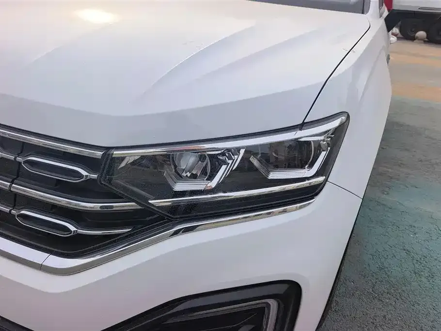 Volkswagen GTE PHEV 2023 из CN, фото 5
