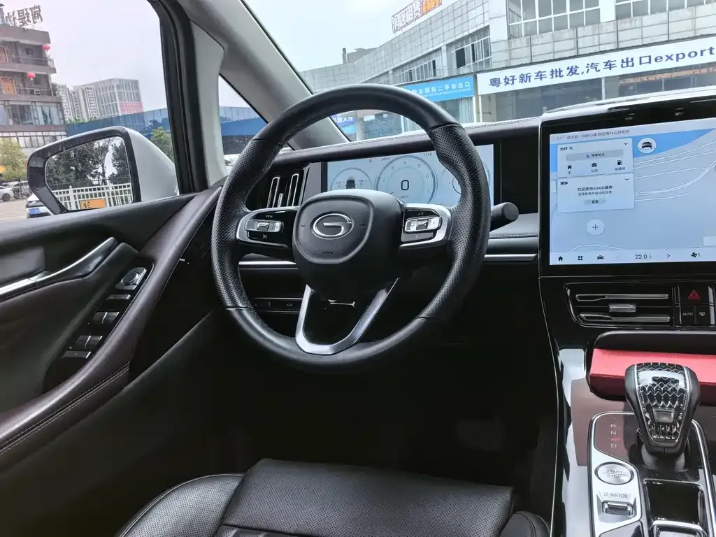 GAC Motor Trumpchi M8 — фото 2
