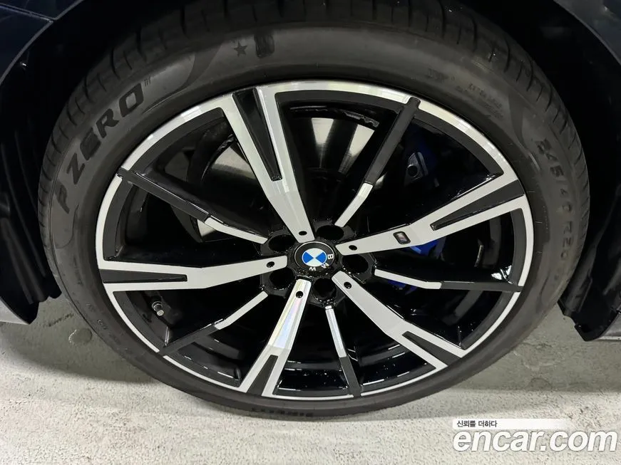 BMW 5-Series — фото 9