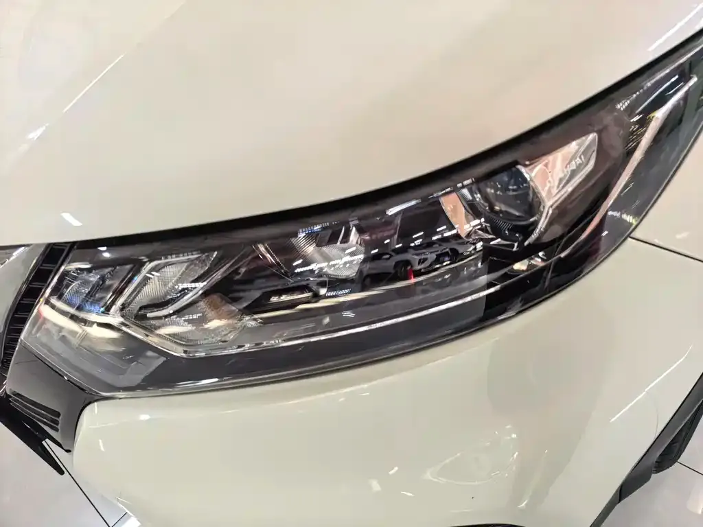 Nissan Qashqai — фото 10