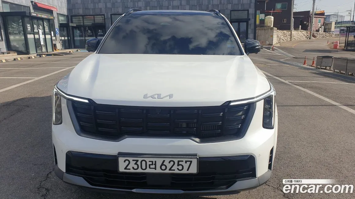 Kia Sorento — фото 1
