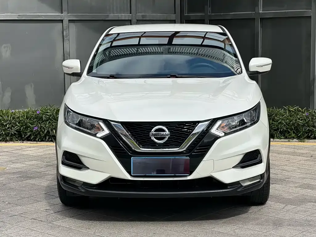 Nissan Qashqai — фото 8