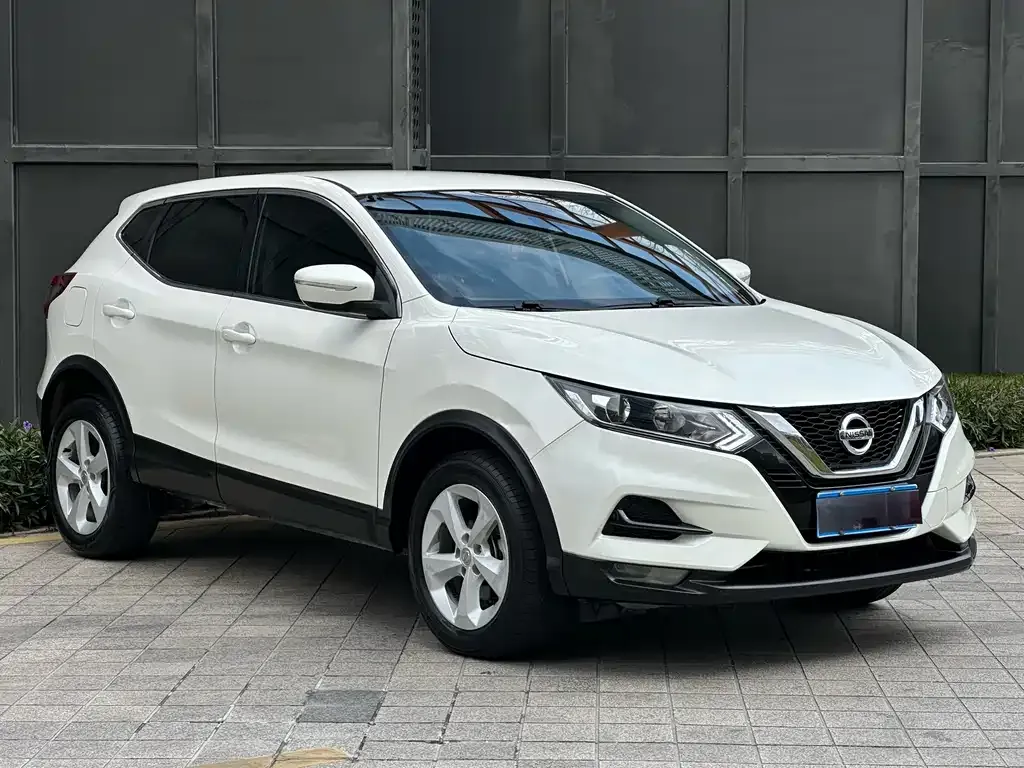 Nissan Qashqai — фото 6