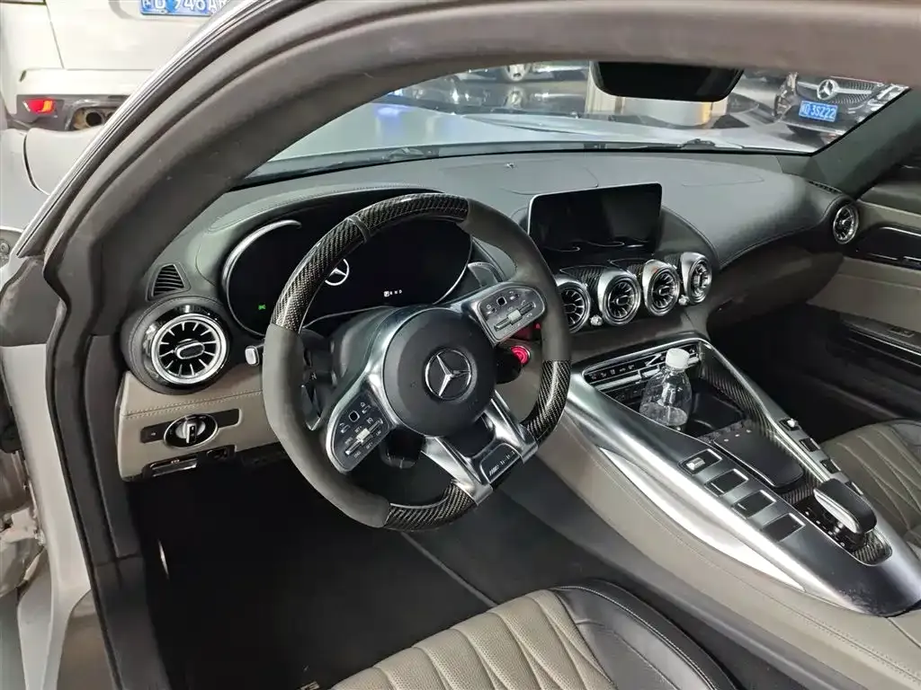 Mercedes-Benz AMG GT — фото 4
