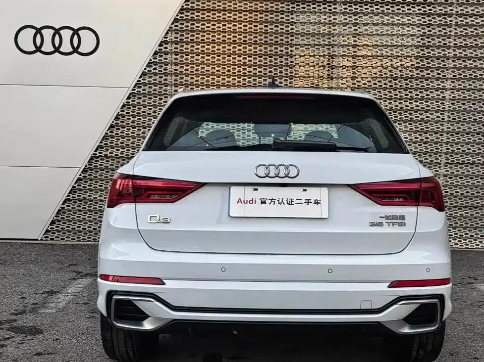 Audi Q3 — фото 7