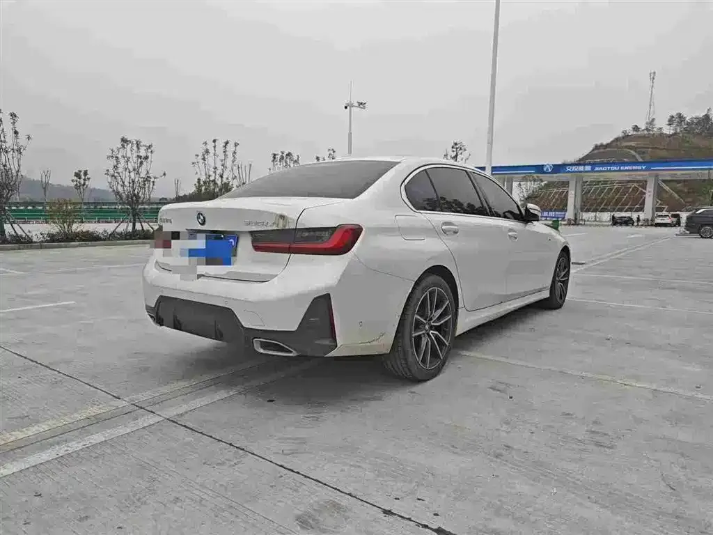 BMW 3 Series 2024 из CN, фото 6