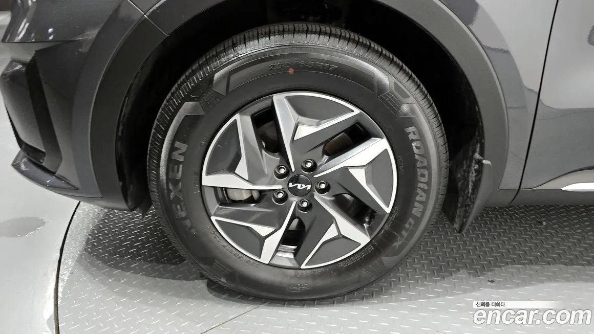 Kia Sorento — фото 10