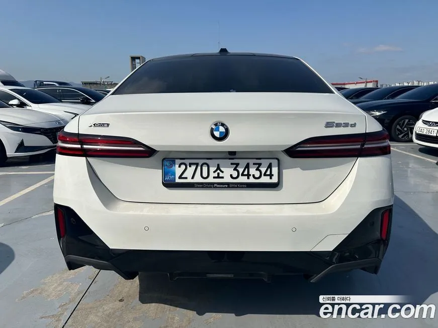 BMW 5-Series 2025 из KR, фото 9