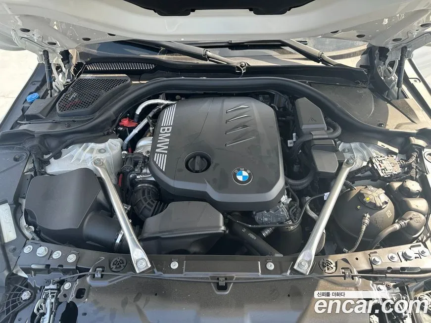 BMW 5-Series 2025 из KR, фото 8