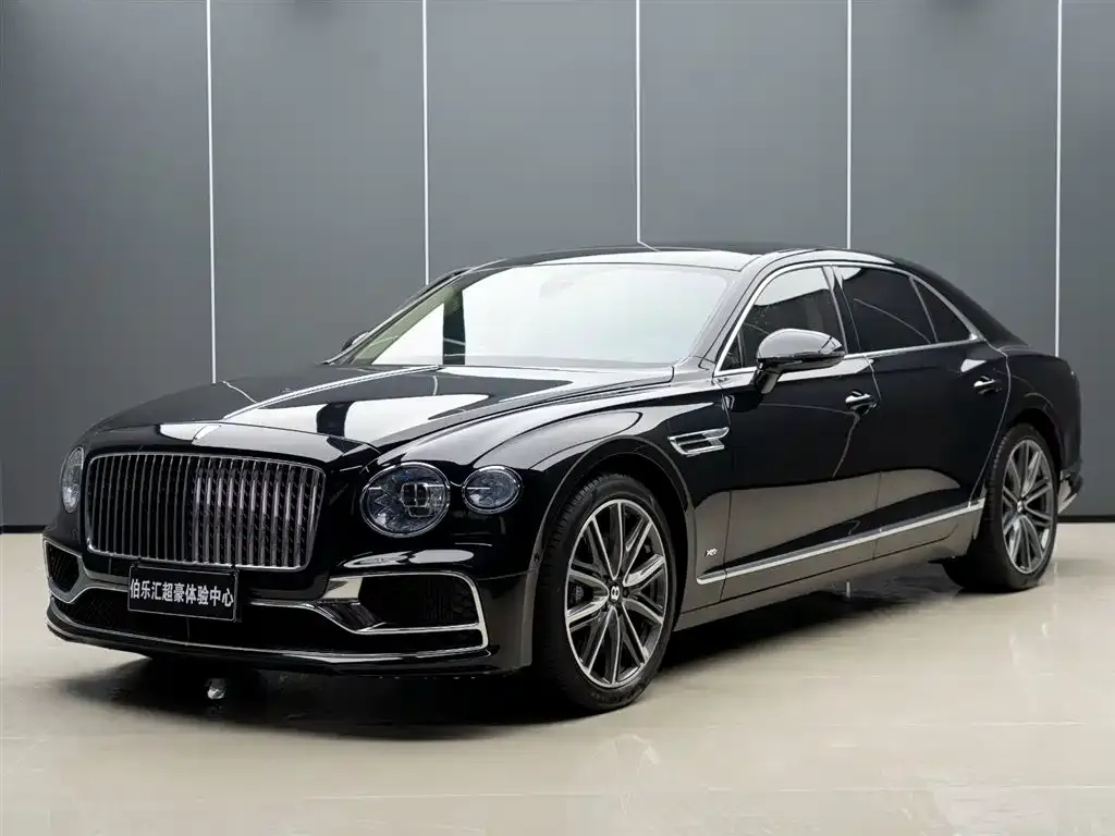 Bentley Flying Spur — фото 1