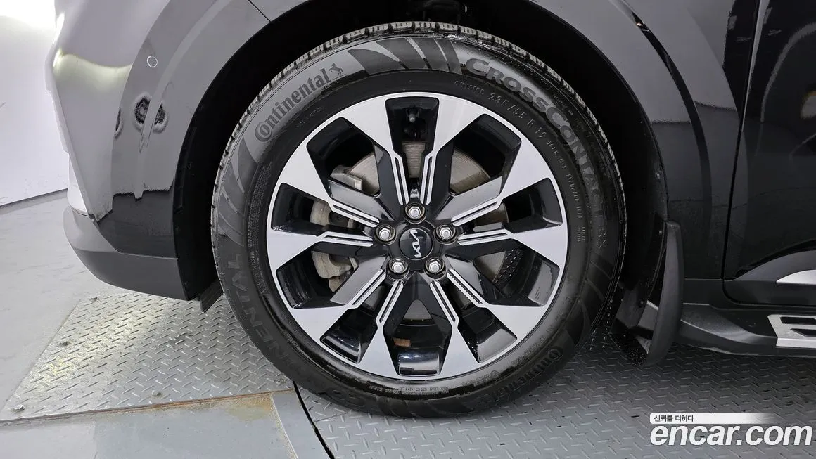 Kia Carnival — фото 10