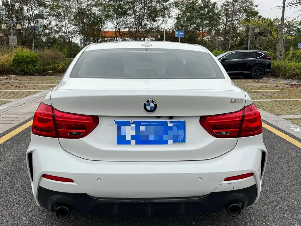 BMW 1 Series 2021 из CN, фото 7