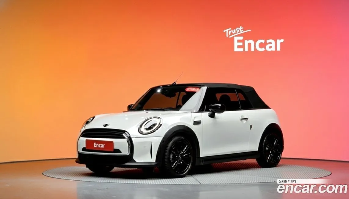 Mini Cooper Convertible — фото 1