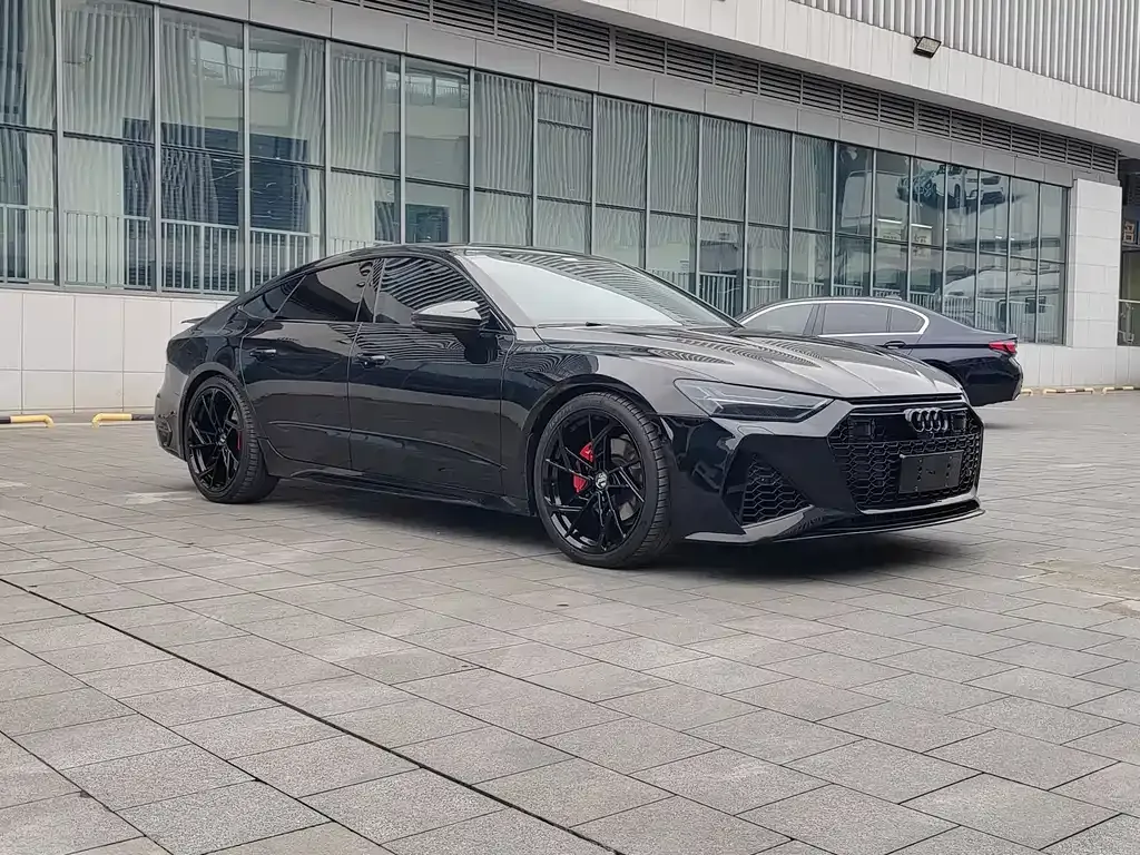 Audi A7 2023 из CN, фото 8