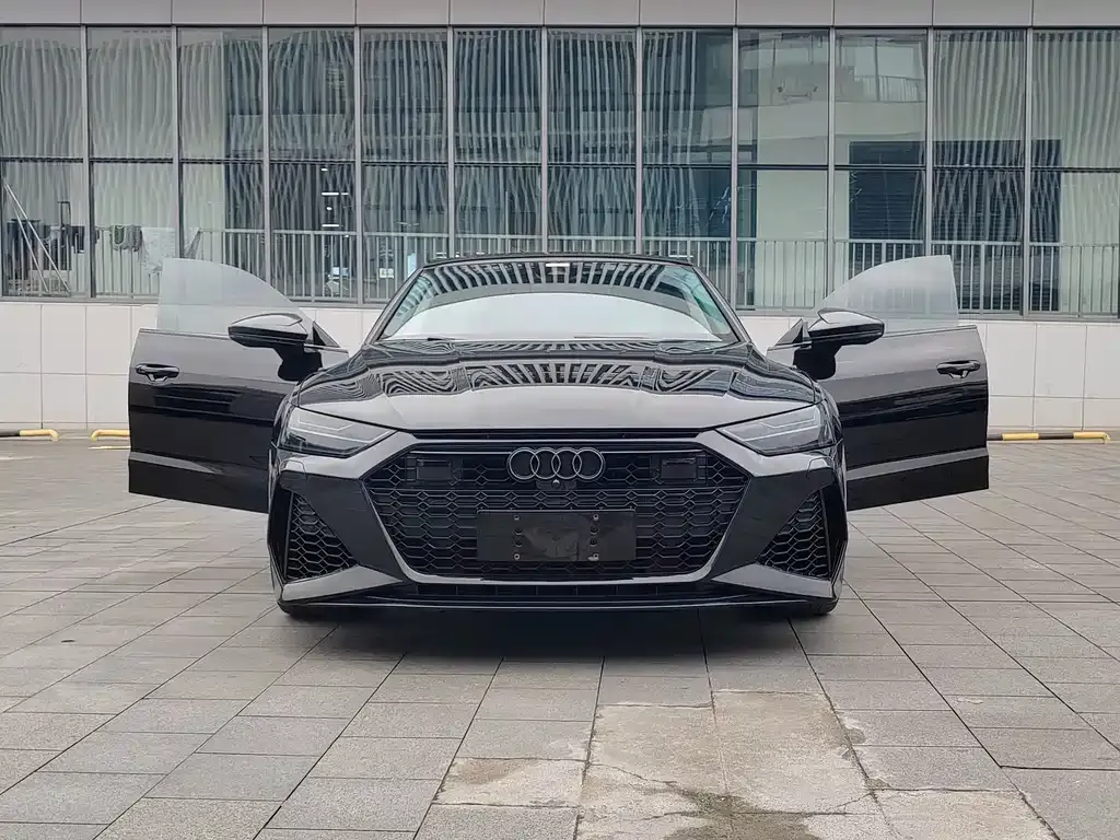 Audi A7 2023 из CN, фото 4