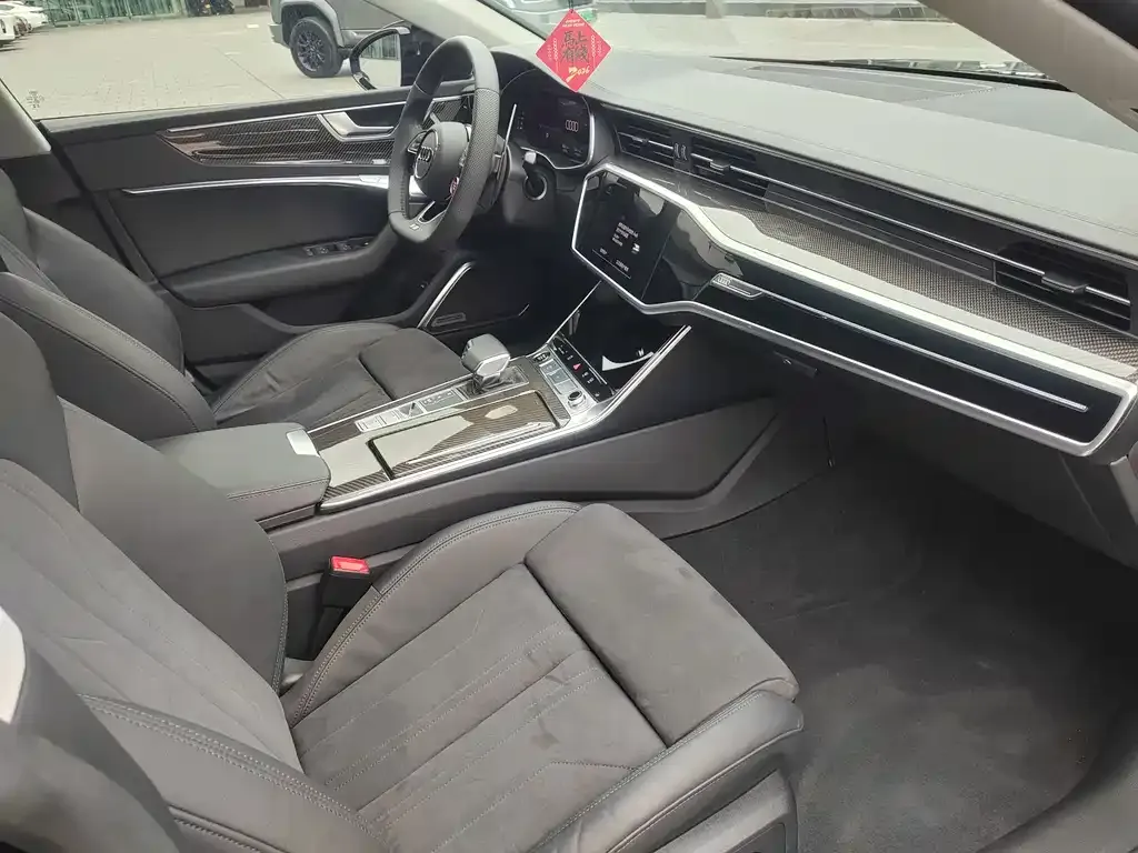 Audi A7 2023 из CN, фото 3