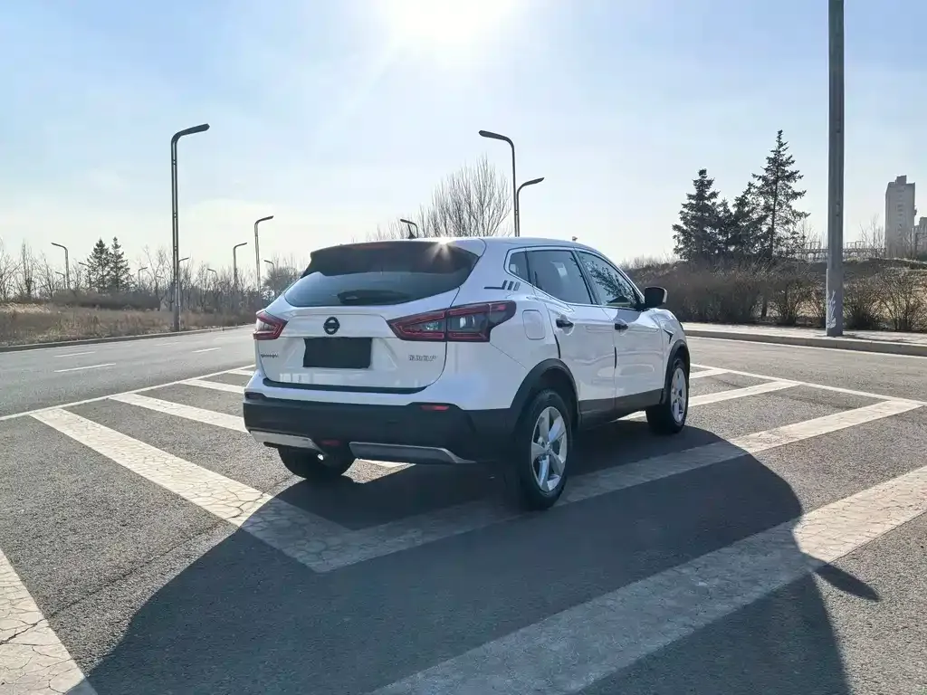 Nissan Qashqai 2023 из CN, фото 6