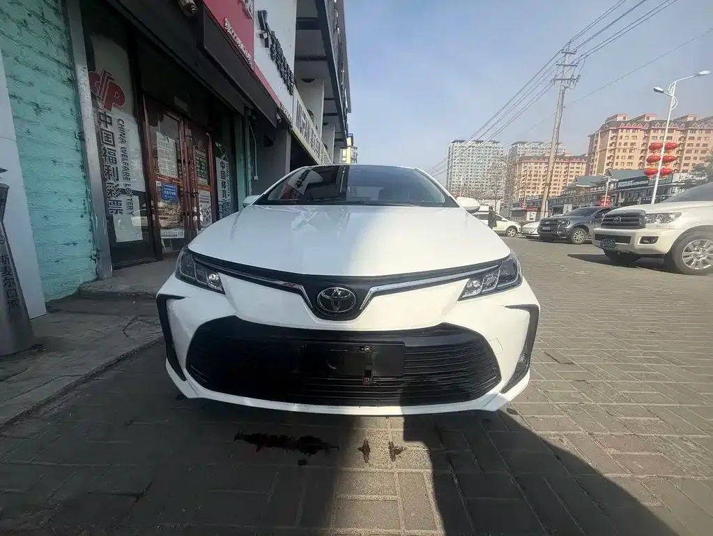 Toyota Corolla 2022 из CN, фото 1