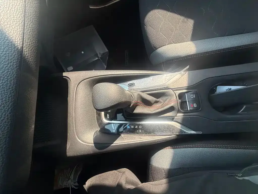 Toyota Corolla 2022 из CN, фото 3