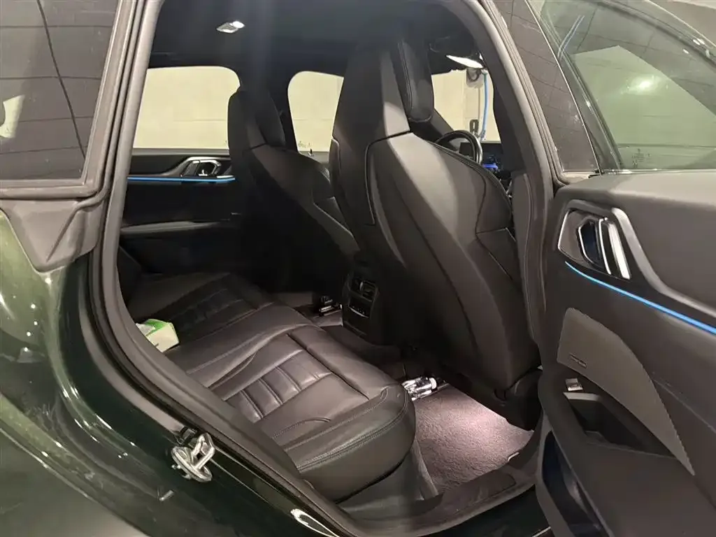 BMW i4 2022 из CN, фото 2