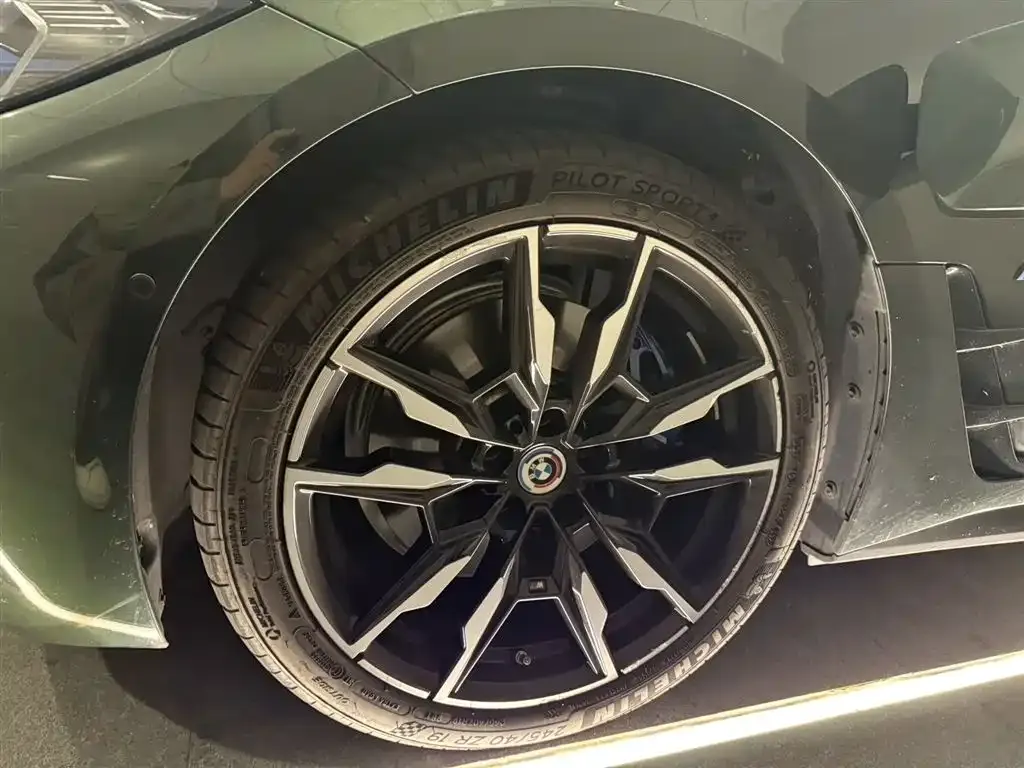 BMW i4 2022 из CN, фото 6
