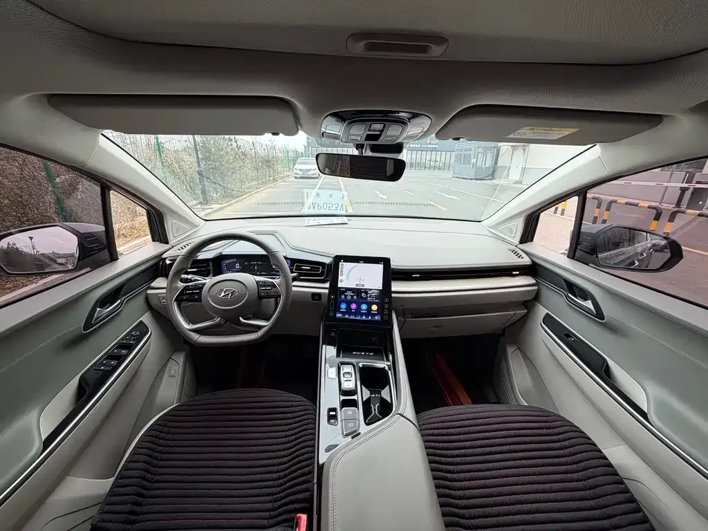 Hyundai Custo 2023 из CN, фото 6